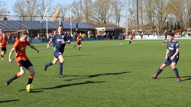 Hoevelaken pakt weer eens drie punten