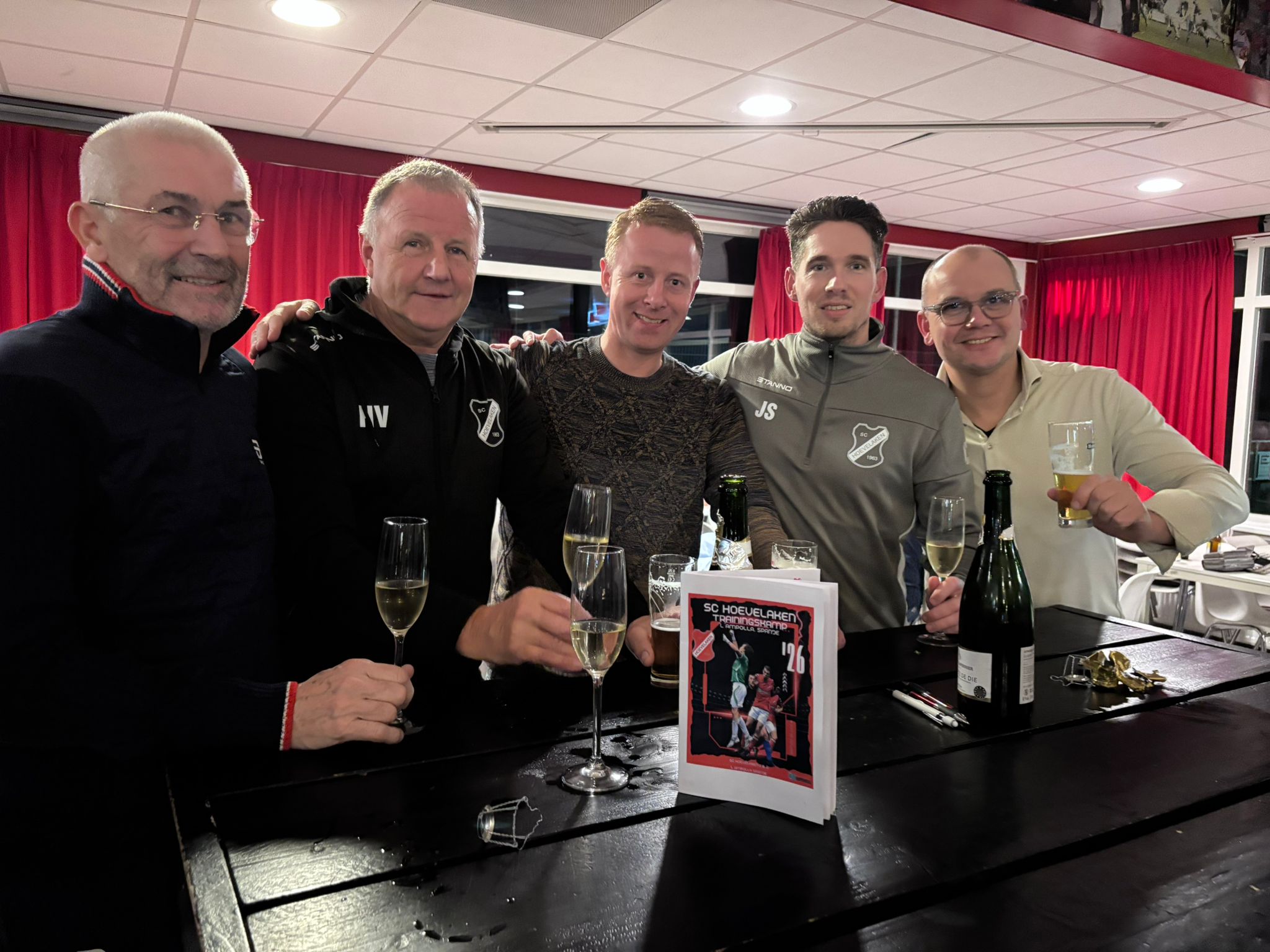 Jelmer Storm en Ben Boekhout ondertekenen contract voor 2026/2027